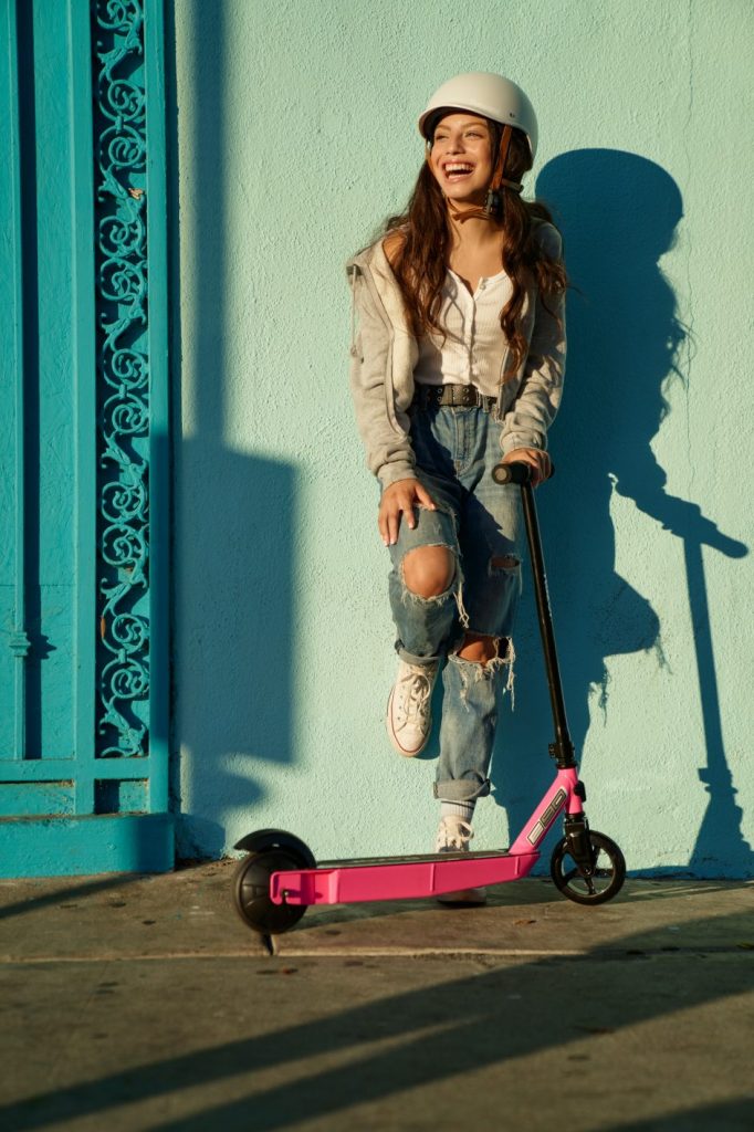 Razor E-Scooter E80 Green 16Km/H Pink
