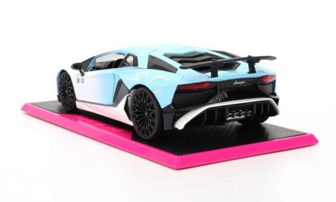 Jada Pink Slips Lamborghini Aventador SV White Pink 1:24 Die Cast Car
