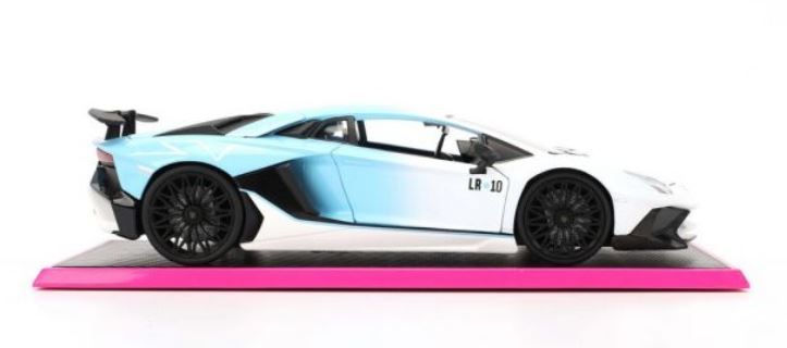 Jada Pink Slips Lamborghini Aventador SV White Pink 1:24 Die Cast Car