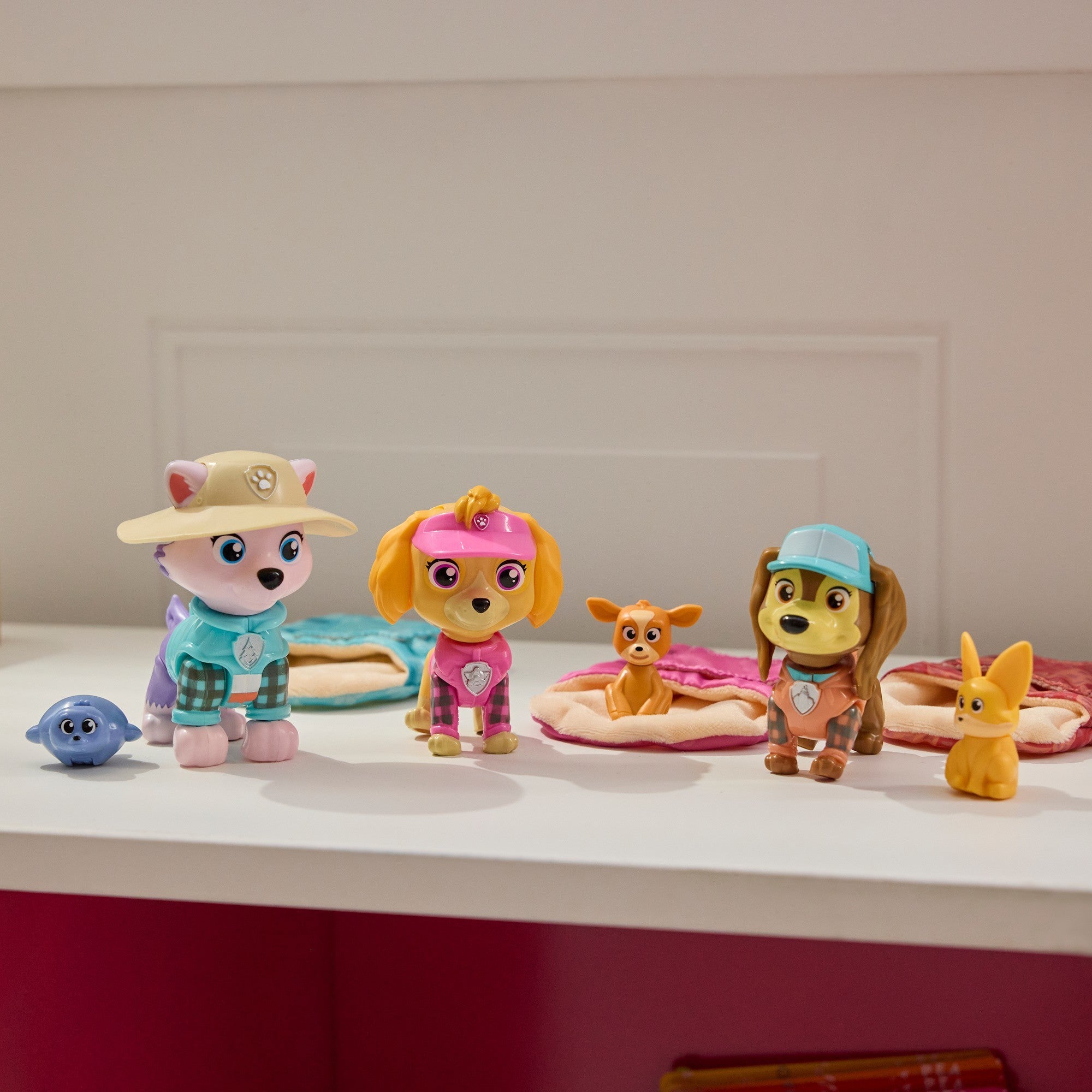 Paw Patrol Skyes Camping Figures Assorted